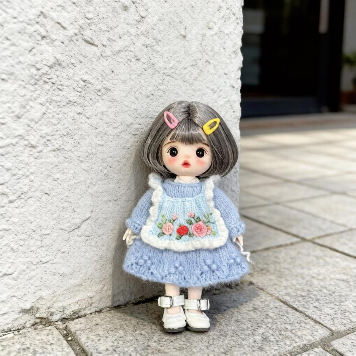 Hand Knit Young Girl Sculpture Desktop Embellishment Hobbyist Keepsakes Juvenile Tokens Gathering Favors Christmas Holiday Goods