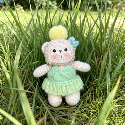 Handcrafted Knit Wool Bear Statue Handbag Accessory Artistic Ornament Baby Presents Bridal Celebration Christmas Holiday Goods