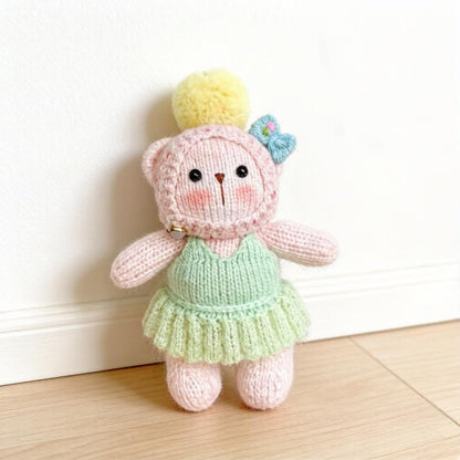 Handcrafted Knit Wool Bear Statue Handbag Accessory Artistic Ornament Baby Presents Bridal Celebration Christmas Holiday Goods