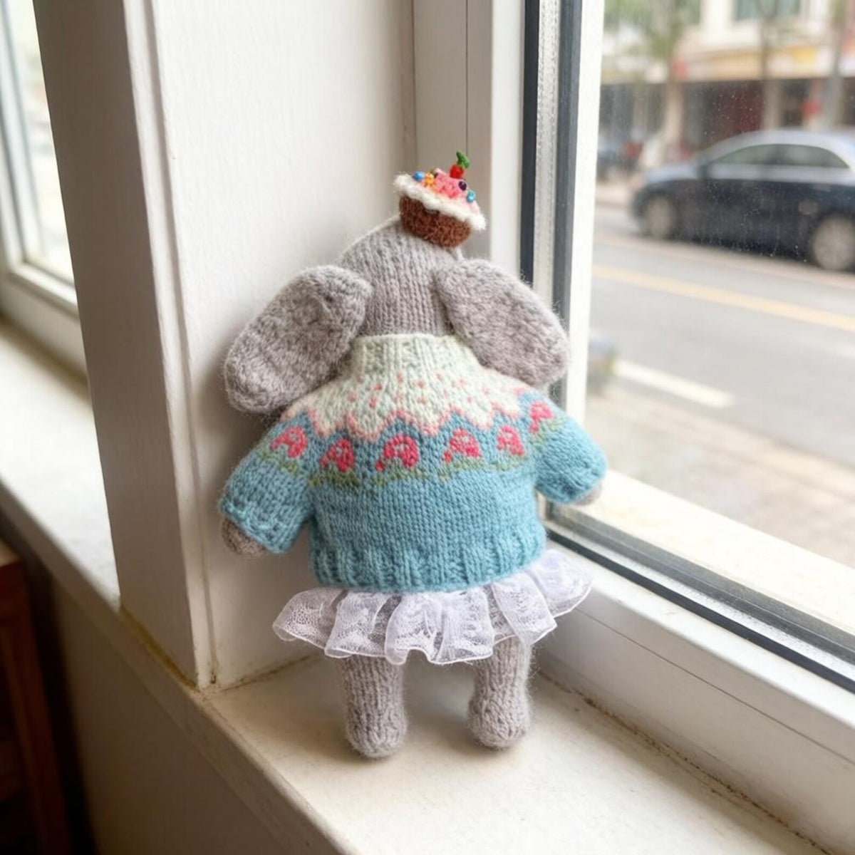 Hand Knit Rabbit Sculpture Tabletop Embellishments Original Holiday Tokens Vintage Curios Youth Birthday Surprises Christmas Holiday Goods