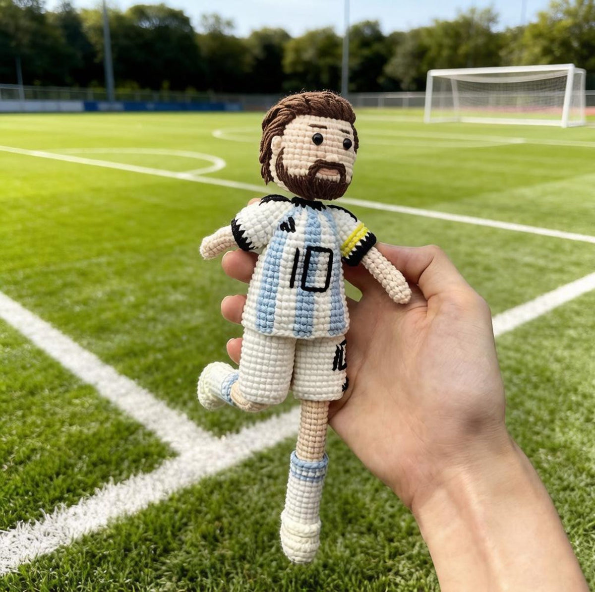 Handcrafted Ronaldo Messi Sculptures Vintage Curios Soccer Fan Tokens Birthday Surprises Seasonal Presents Christmas Holiday Trinkets