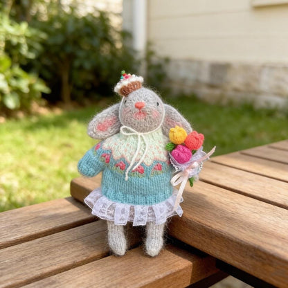 Hand Knit Rabbit Sculpture Tabletop Embellishments Original Holiday Tokens Vintage Curios Youth Birthday Surprises Christmas Holiday Goods