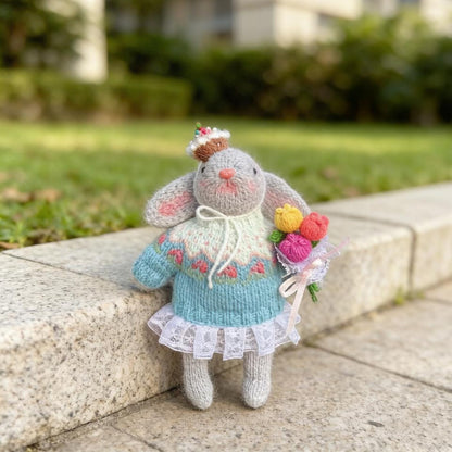 Hand Knit Rabbit Sculpture Tabletop Embellishments Original Holiday Tokens Vintage Curios Youth Birthday Surprises Christmas Holiday Goods