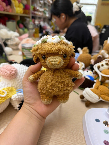 Crochet Highland Cow Car Charm, Fluffy Cow Rear View Mirror Accessory, Cute Animal Car Decor, Western Boho Auto Decor, Cow Lover Gift