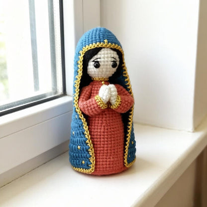 Hand Knit Virgin Mary Figurine Artistic Tabletop Embellishments Premium Curios Romantic Tokens Sentimental Home Accents Winter Festive Gifts