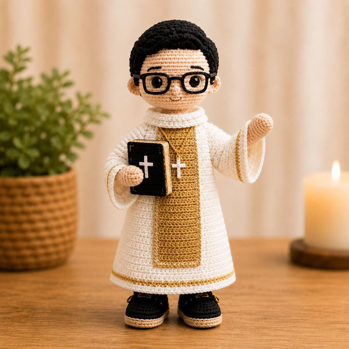 Catholic Pope Crochet Doll, Handmade Pope Figurine, Religious Gift, Catholic Home Decor, Priest Gift, Prayer Room Decor