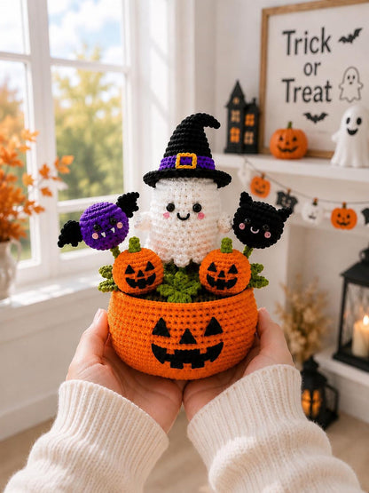 Crochet Halloween Pumpkin Ghost Pot, Spooky Pumpkin Decor, Ghost Flower Pot,Halloween Desk Decor, Halloween Gift, Handmade Gothic Home Decor