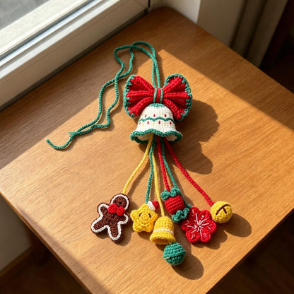 Hand-Crocheted Yuletide Indoor Wall Dangle, Christmas-Themed Seasonal Trinket, Household Wall Accent, Winter Housewarming Keepsake
