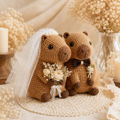 Custom Capybara Wedding Cake Topper, Crochet Bride and Groom Capybara Plush, Cute Animal Wedding Decor, Unique Anniversary Gift for Couple