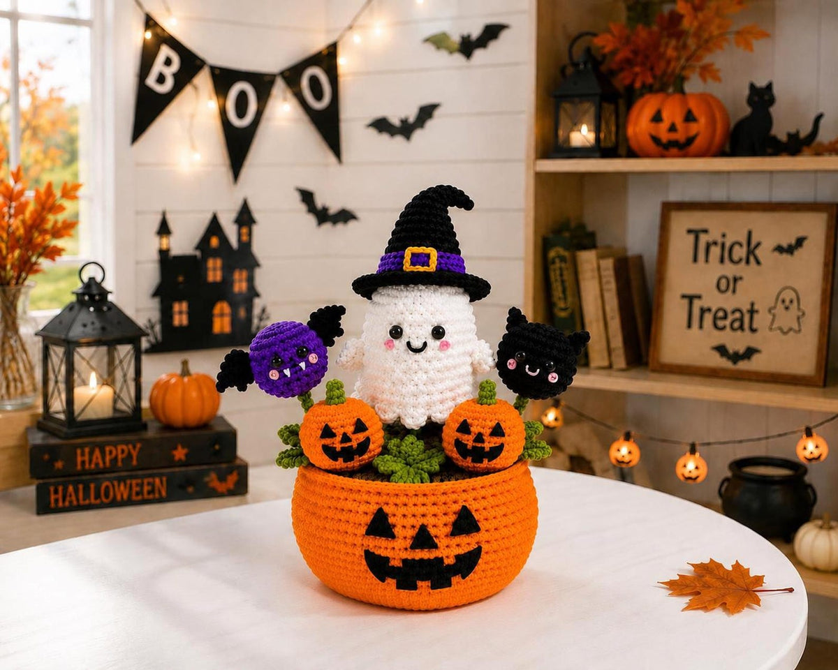 Crochet Halloween Pumpkin Ghost Pot, Spooky Pumpkin Decor, Ghost Flower Pot,Halloween Desk Decor, Halloween Gift, Handmade Gothic Home Decor