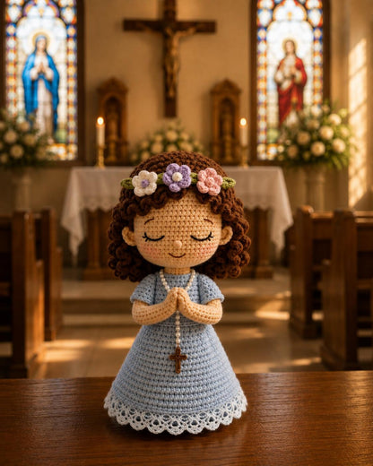 Handmade Crochet Prayer Doll, Praying Girl with Rosary, First Communion Gift, Catholic Keepsake, Christian Religious Gift, Prayer Decor