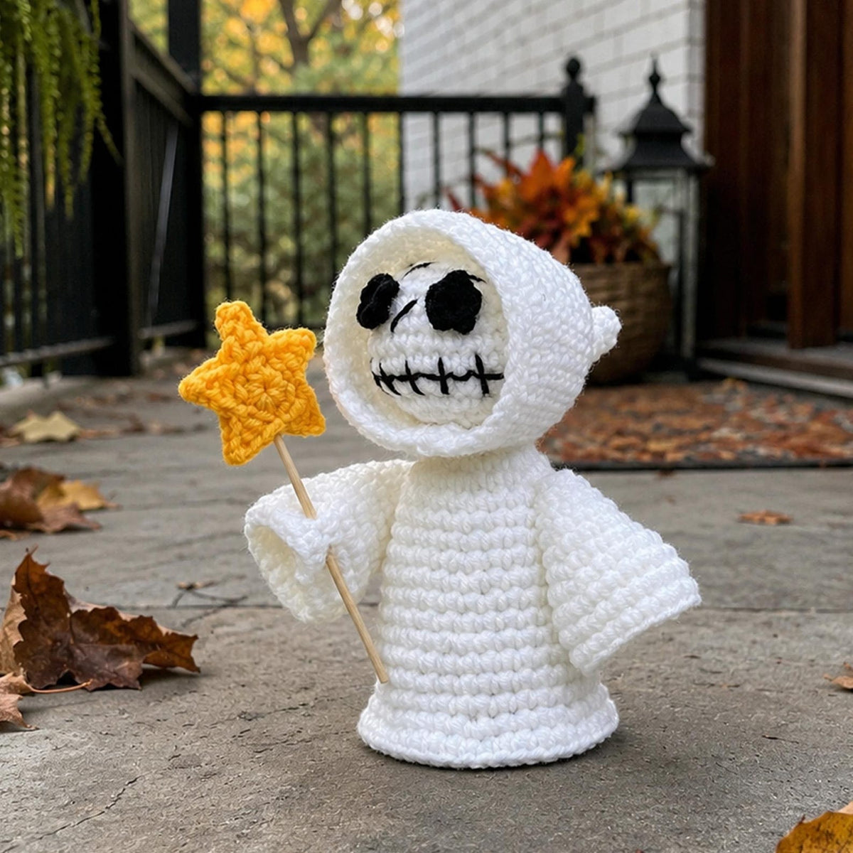 Handmade Crochet Halloween Doll, Cute Ghost Decor, Fall Tabletop Decoration, Spooky Desk Accent, Unique Halloween Gift for Ghost Lovers