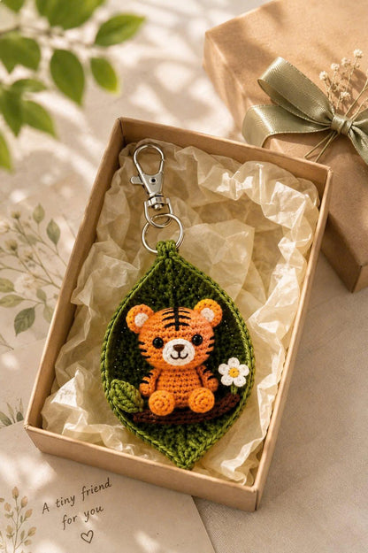 Crochet Animal Leaf Keychain, Owl Cow Tiger Bear Bag Charm, Handmade Car Charm, Cute Woodland Gift, Animal Lover Gift