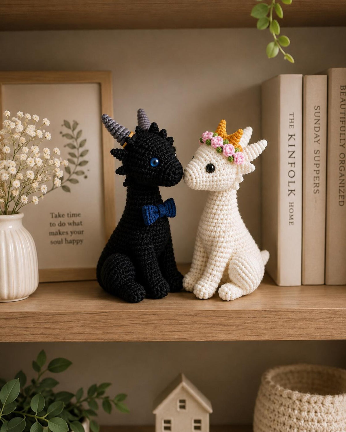 Crochet Bride and Groom Dragons,Custom Dragon Wedding Cake Topper, Cute Dragon Couple Wedding Decor, Unique Anniversary Gift,Fantasy Wedding