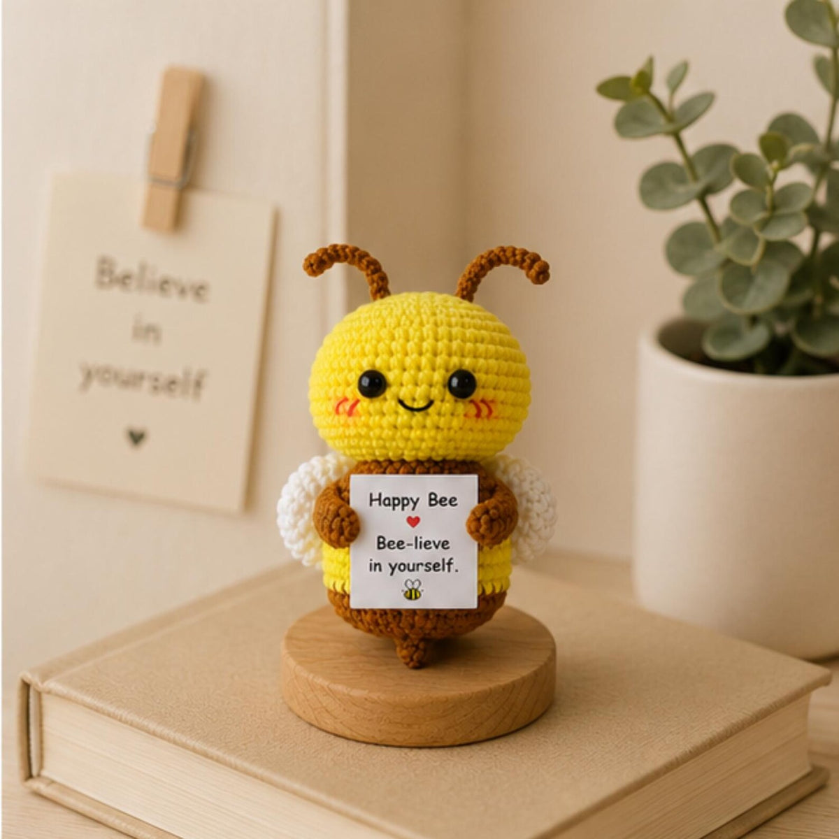 Crochet Bee Gift, Positive Message Plush, Cute Encouragement Keepsake, Friendship Birthday Gift for Student Teacher,Christmas Present