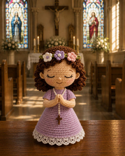 Handmade Crochet Prayer Doll, Praying Girl with Rosary, First Communion Gift, Catholic Keepsake, Christian Religious Gift, Prayer Decor