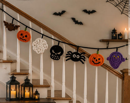 Crochet Halloween Garland, Spooky Mantel Banner, Pumpkin Ghost Bat Spider Decor, Handmade Fireplace Hanging for Halloween Party backdrops