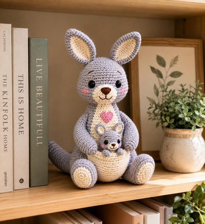 Crochet Kangaroo with Baby, Handmade Kangaroo Amigurumi, Mother and Baby Plush, Australian Animal Gift, Nursery Decor, Baby Shower Gift