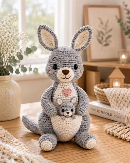 Crochet Kangaroo with Baby, Handmade Kangaroo Amigurumi, Mother and Baby Plush, Australian Animal Gift, Nursery Decor, Baby Shower Gift