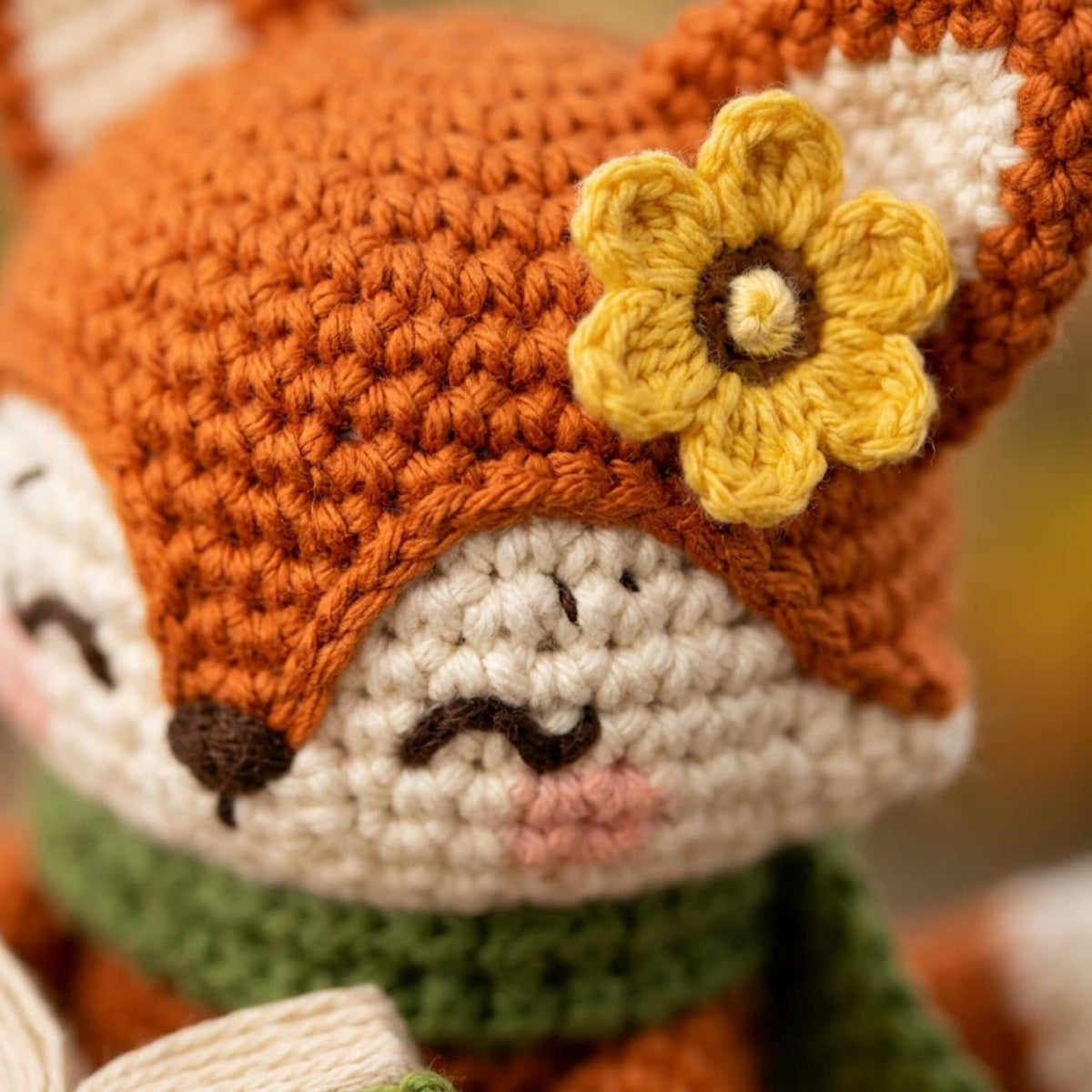 Crochet Fox Car Charm, Reading Fox Rearview Mirror Hanger, Book Lover Car Accessory, Cute Woodland Animal Car Decor, Crochet Swing Ornament