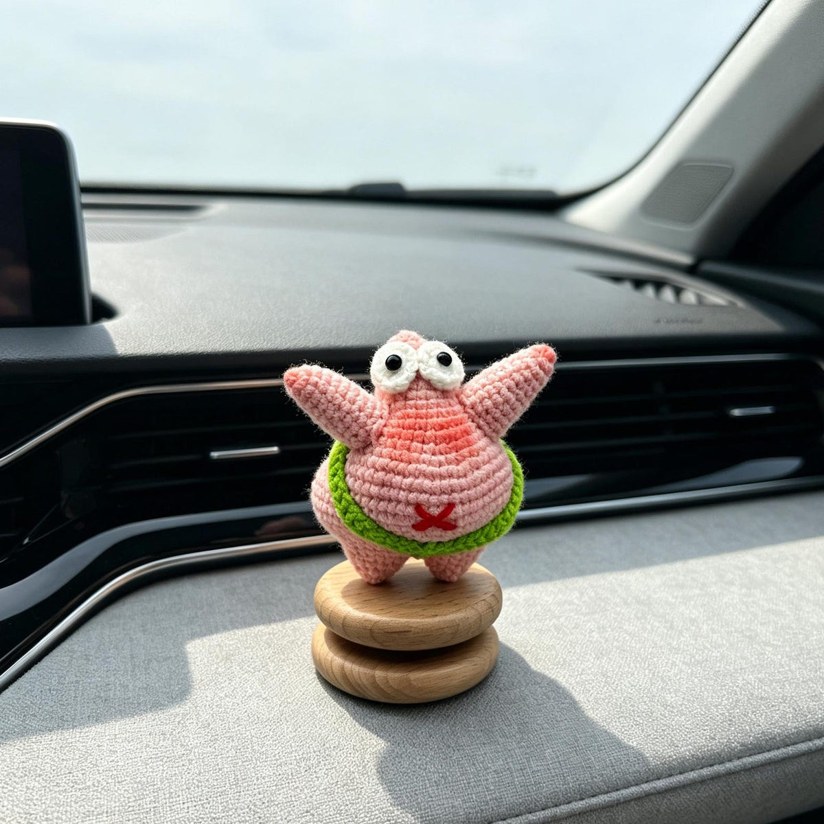 Handmade Crochet Car Figurine Wooden Base Ornament Distinct Handcrafted Trinket for auto interior office home decorative display occasions