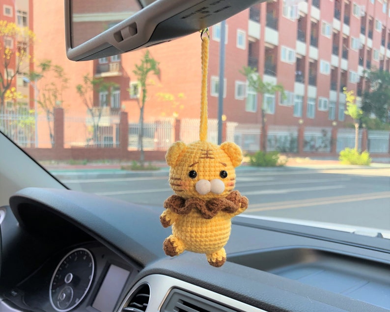 Dancing Tiger Car Hanging Accessory, Crochet Animals Rear View Mirror Accessory, Cute Car Accessories Interior, Anime Interior Car Accessory