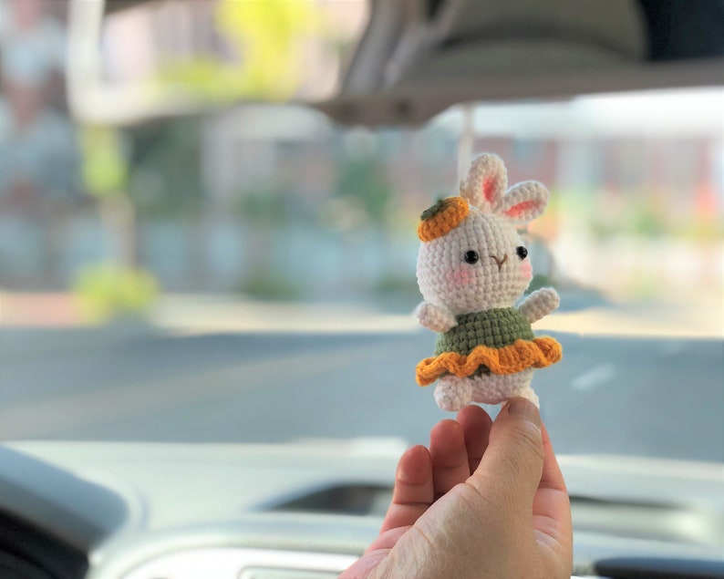 Crochet Bunny Car Hanging Accessories, Crochet Dancing Rabbit Car Interior Decor, Rear View Mirror Charm, Cute Car Accessories for Women