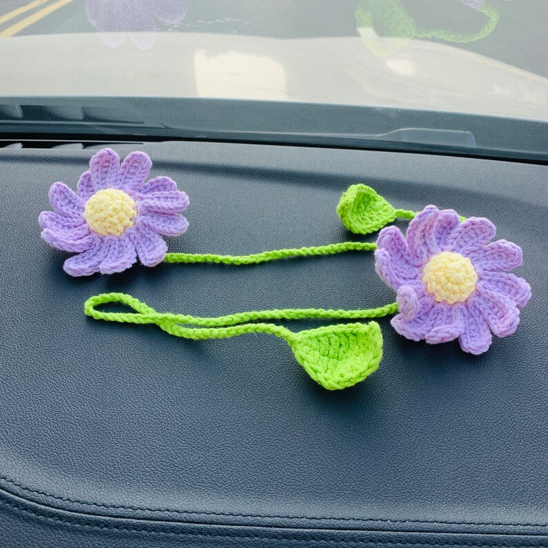 Cute Daisy Car Mirror Hanging Teens Anime Interior Rear View Mirror flower decor Accessories for Women