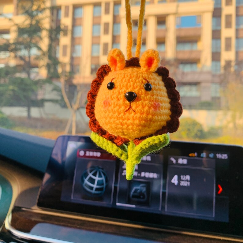Cute animal Car Mirror Hanging Interior Rear View Mirror Flower Lion, sheep, chicken Car Accessories Crochet Toy for Women