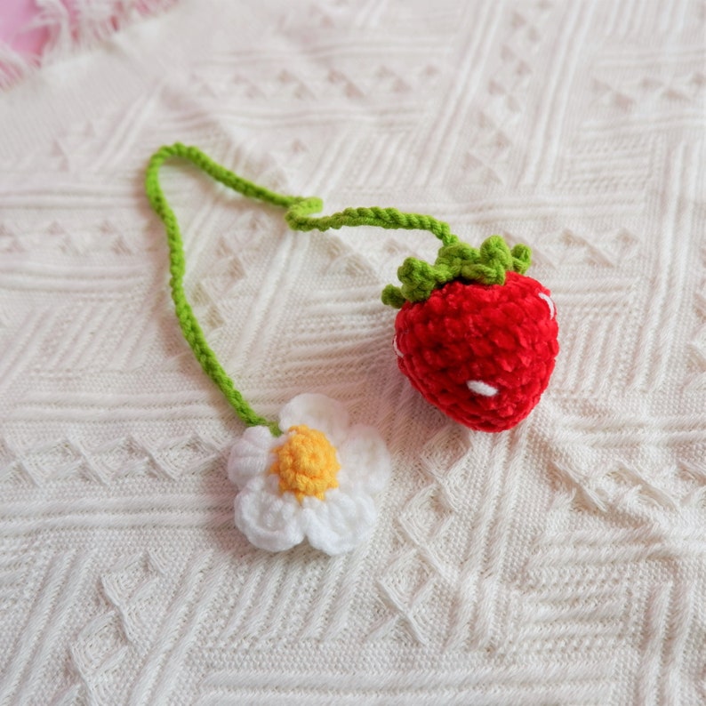 2 Pcs Crochet Strawberry Car Mirror Hanging Accessories: Chenille Rearview Mirror Car Accessories, Car Charm, Car Interior Decor