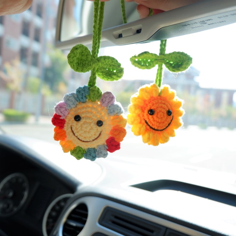 Smiley Crochet Sunflower Rear View Mirror Charm, Car Mirror Hanging Ornament, Cute Boho Car Decor, Women/Teen Driver Gift