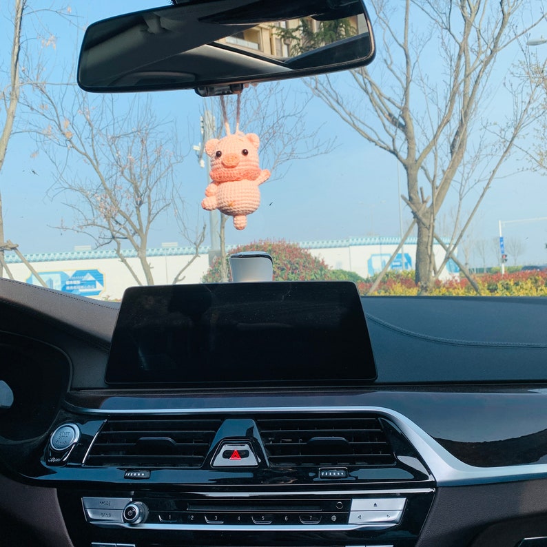 Ballet dancing pig Crochet Car Mirror Hanging Accessories for Women Teens Interior Rear View Mirror animal Charm Decor