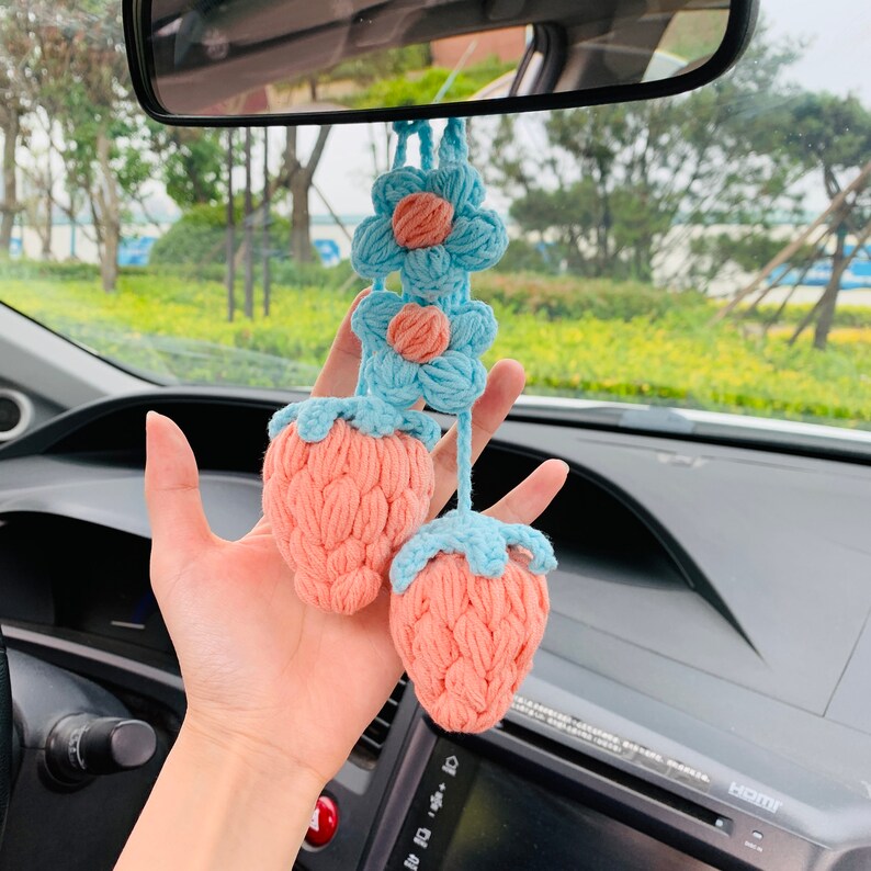 2 pcs Cute Strawberry kawaii Flower Car Mirror Hanging Charm Decor Teens Interior Rear View Mirror Fruit car Accessories for Women
