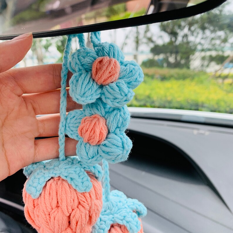2 pcs Cute Strawberry kawaii Flower Car Mirror Hanging Charm Decor Teens Interior Rear View Mirror Fruit car Accessories for Women