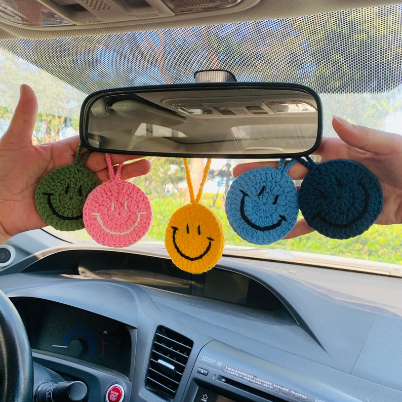 Cute Car Mirror Hanging smiling face flower Interior Rear View Mirror Flower Car Accessories Crochet gift for car