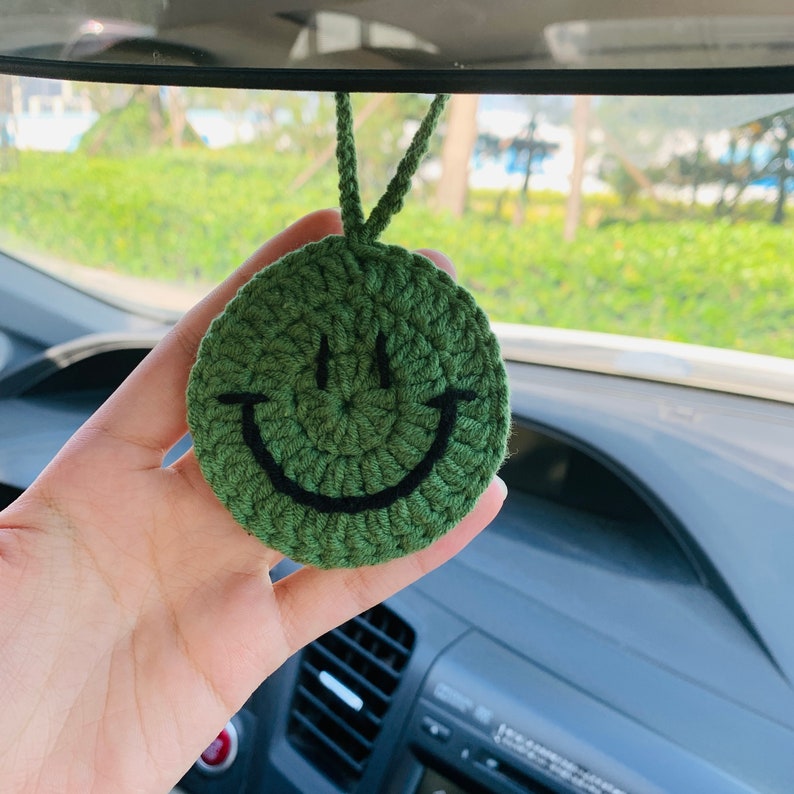 Cute Car Mirror Hanging smiling face flower Interior Rear View Mirror Flower Car Accessories Crochet gift for car