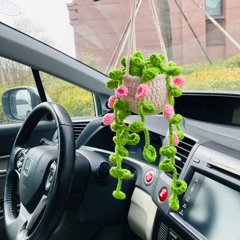 Cute Car Mirror Hanging bracketplant chlorophytum comosum pink flower Interior Rear View Mirror Flower Car Accessories Crochet gift for car