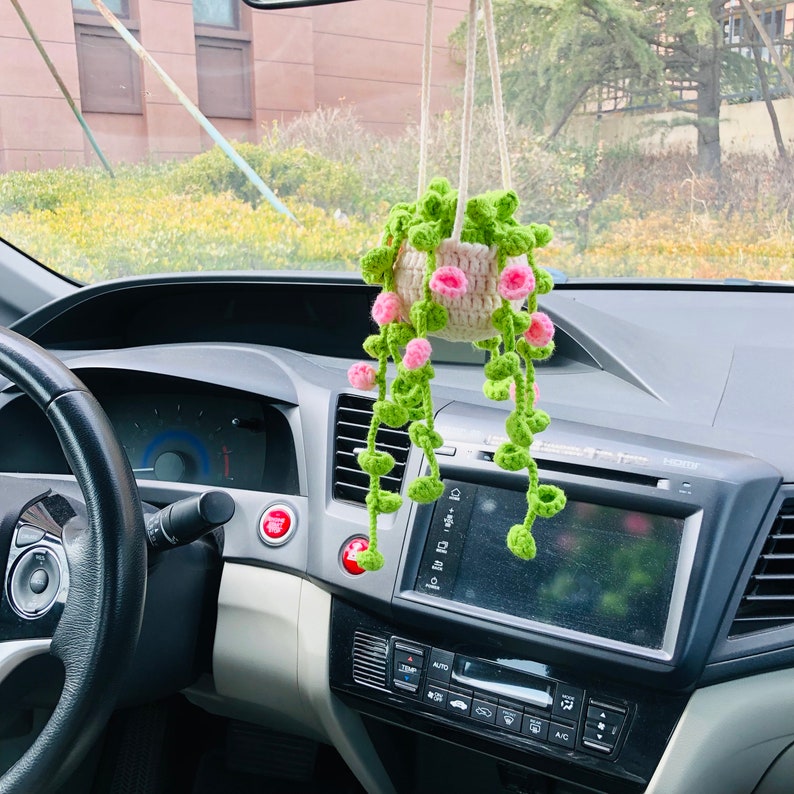 Cute Car Mirror Hanging bracketplant chlorophytum comosum pink flower Interior Rear View Mirror Flower Car Accessories Crochet gift for car