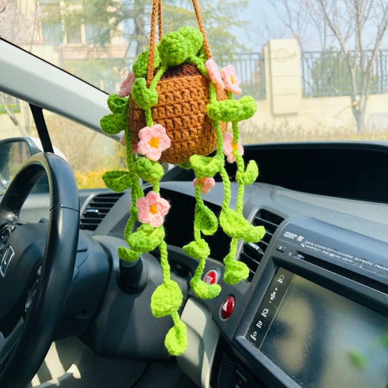 Cute Car Mirror Hanging pink bracketplant chlorophytum comosum with flower Interior Rear View Mirror Flower Car Accessories Crochet gift
