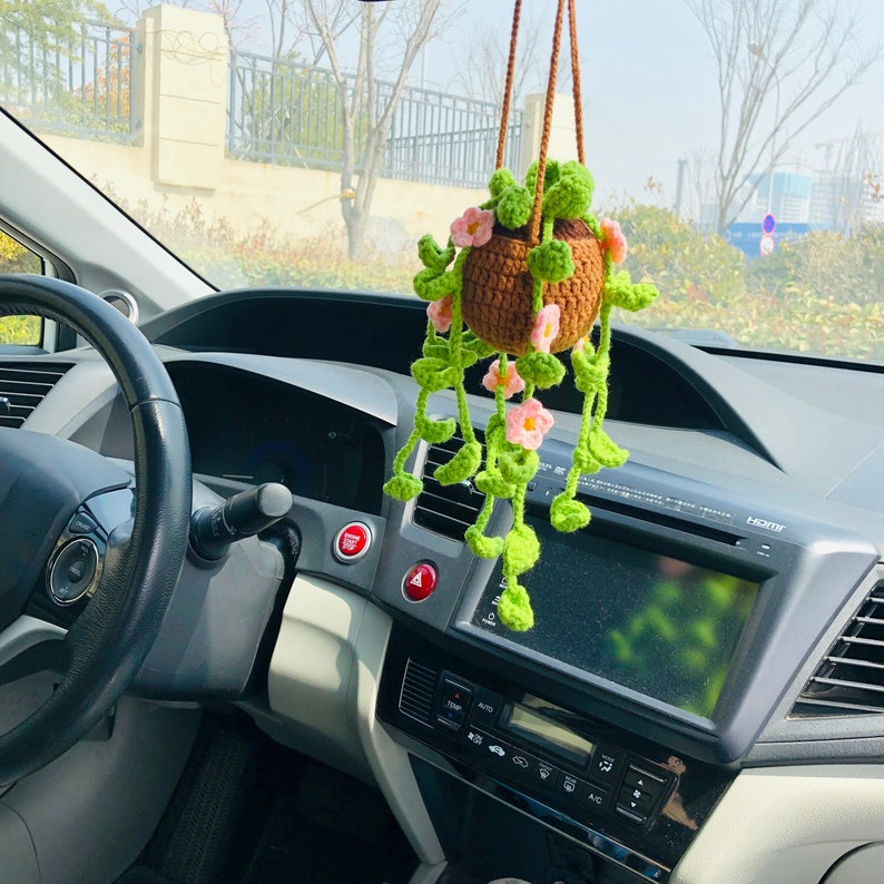 Cute Car Mirror Hanging pink bracketplant chlorophytum comosum with flower Interior Rear View Mirror Flower Car Accessories Crochet gift