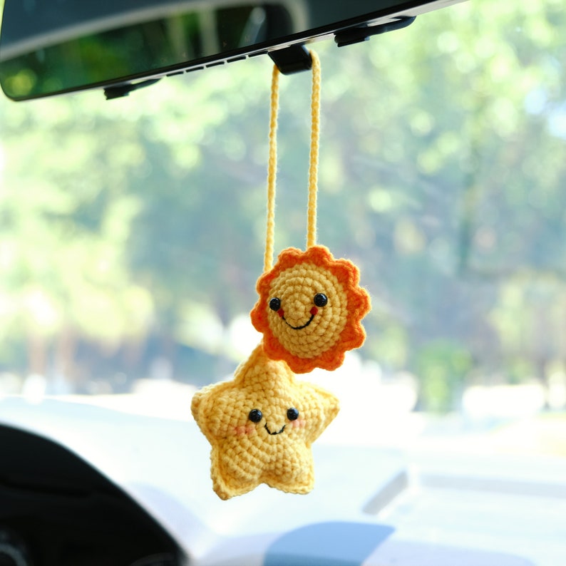 Crochet Smiley Face Sunflower & Star Car Mirror hanging Accessory, Cute Rear View Mirror Car Charms, Anime Interior Car Accessory for Women