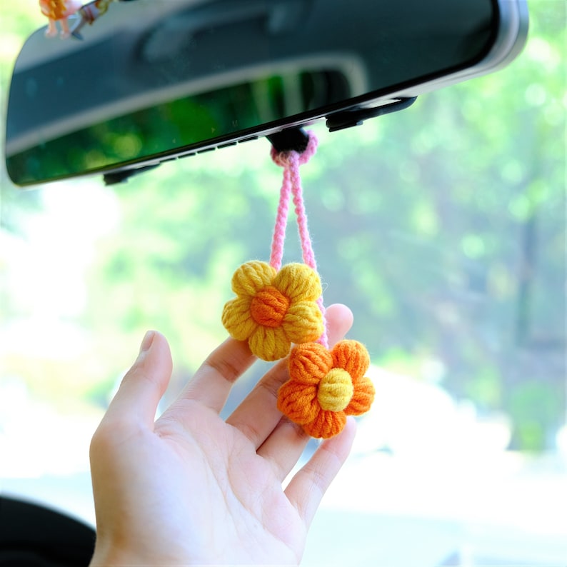 Crochet Flower Car Mirror Hanging Accessories, Rainbow Daisy Car Rear View Mirror Accessory, Cute Car Interior Accessory for Women