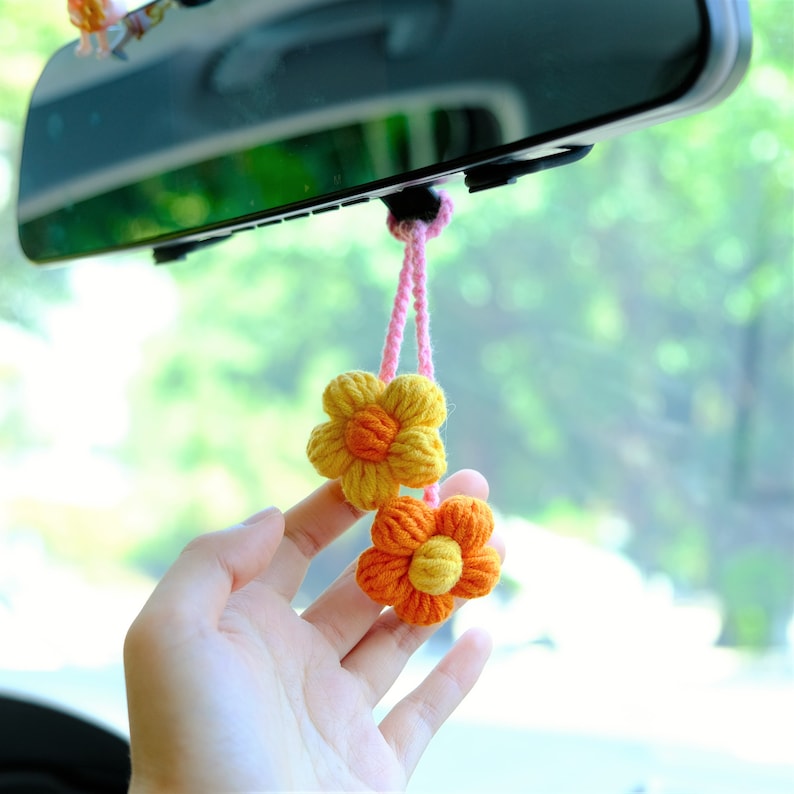 Crochet Flower Car Mirror Hanging Accessories, Rainbow Daisy Car Rear View Mirror Accessory, Cute Car Interior Accessory for Women