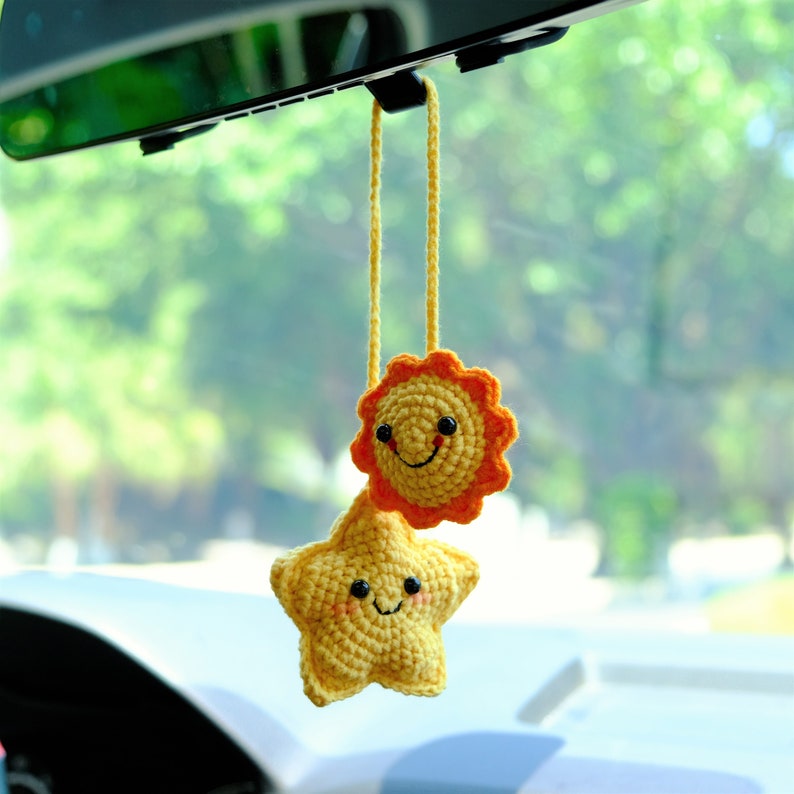 Crochet Smiley Face Sunflower & Star Car Mirror hanging Accessory, Cute Rear View Mirror Car Charms, Anime Interior Car Accessory for Women