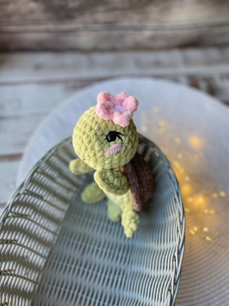 Crochet Sea Turtle Plush, Handmade Amigurumi Turtle, Ocean Animal Gift, Turtle Lover Gift, Cute Marine Plush, Beach Decor