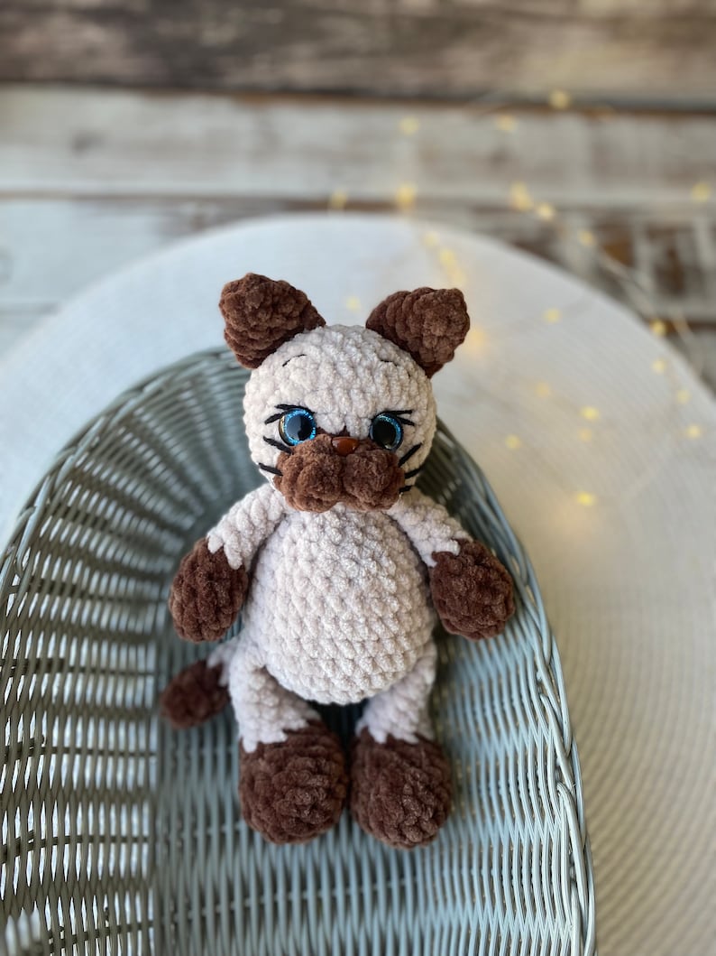 Siamese Cat Plush, Crochet Cat Amigurumi, Handmade Kitten Plush, Cat Lover Gift, Siamese Cat Gift, Stuffed Cat, Pet Memorial