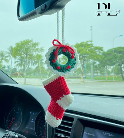 Crochet Christmas Stock And Mini Wreath Car Charm, Cute Christmas Stocking Wreath Rear View Mirror Ornament, Christmas Car Accessories
