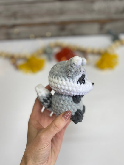 Crochet Woodland Animal Decor, Fox Raccoon Red Panda Keepsakes, Handmade Forest Animal Collectibles, Nature Lover Gift