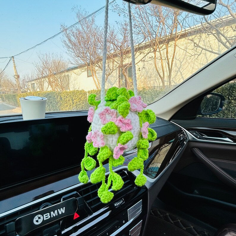 Cute Car Mirror Hanging bracketplant chlorophytum comosum with pink flower Interior Rear View Mirror Flower Car Accessories Crochet gift