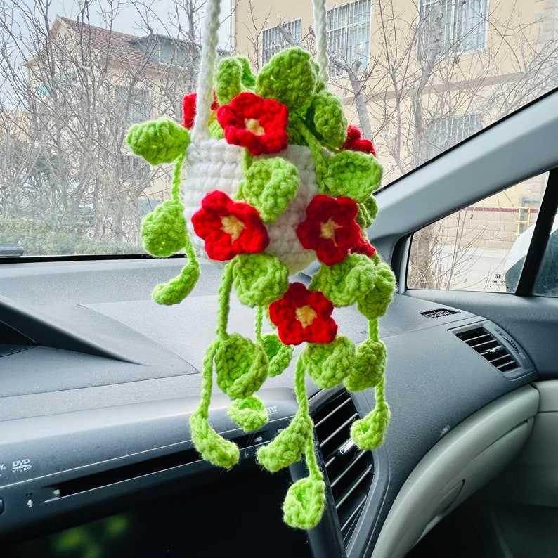 Cute Car Mirror Hanging bracketplant chlorophytum comosum with Red flower Interior Rear View Mirror Flower Car Accessories Crochet gift